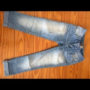 Blue jean Capri